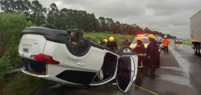 BONAERENSE MURIÓ TRAS VOLCAR SU AUTOMÓVIL SOBRE LA RUTA 14